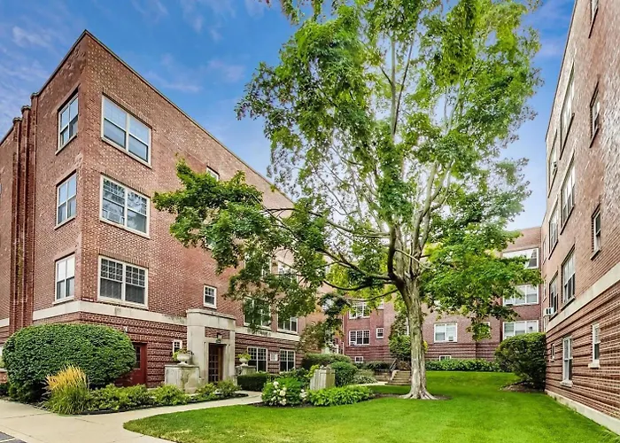 1br W Courtyard Nr Chi-952 * Evanston
